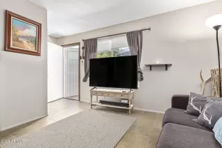 Photo #4: 6517422 Listing 