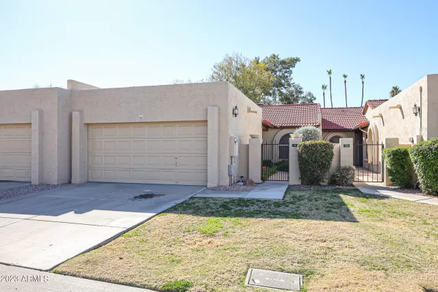 MLS: 6517613 Condo For Sale