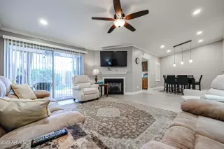 Photo #3: 6517613 Listing 