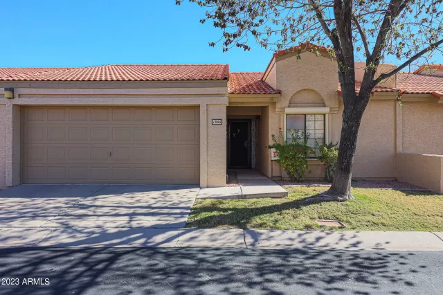 MLS: 6517685 Condo For Sale