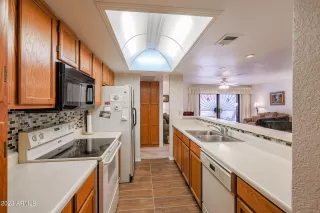 Photo #2: 6517685 Listing 