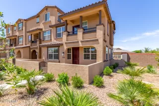 Photo #2: 6517913 Listing