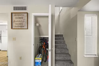 Photo #4: 6517954 Listing