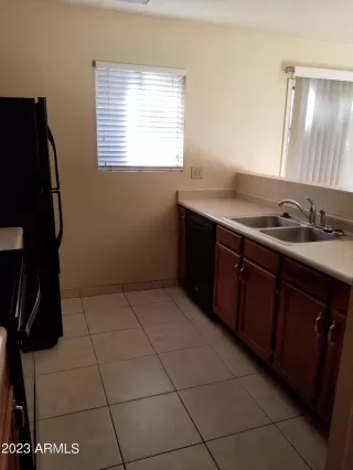 Photo #6: 6518001 Listing