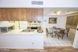 Photo #6: 6518013 Listing