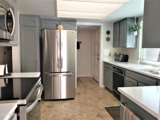 Photo #3: 6518113 Listing