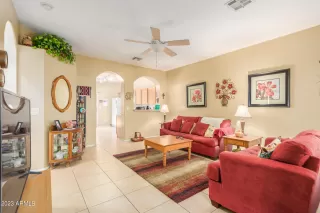 Photo #4: 6518292 Listing