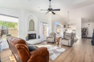 Photo #3: 6518368 Listing