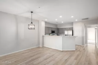 Photo #4: 6518513 Listing