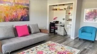 Photo #2: 6518726 Listing 