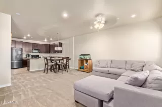 Photo #5: 6518873 Listing