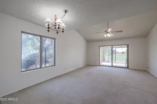 Photo #3: 6518882 Listing