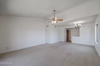 Photo #4: 6518882 Listing