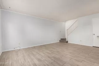 Photo #4: 6519013 Listing