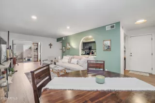 Photo #2: 6519035 Listing 