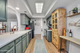 Photo #5: 6519035 Listing 