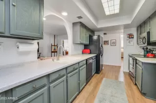 Photo #6: 6519035 Listing 