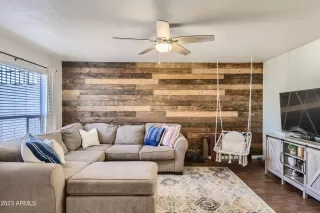 Photo #6: 6519082 Listing 