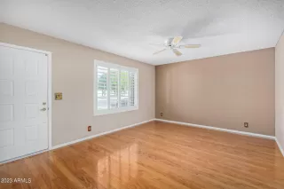 Photo #4: 6519458 Listing 