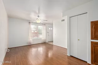 Photo #4: 6519885 Listing 