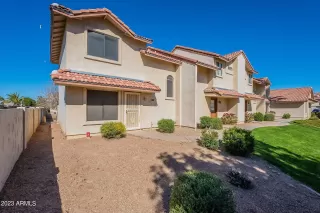 Photo #2: 6519956 Listing