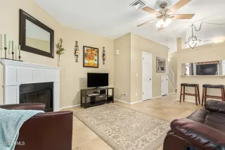 Photo #5: 6520052 Listing