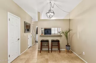 Photo #6: 6520052 Listing