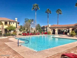 Photo #3: 6520145 Listing