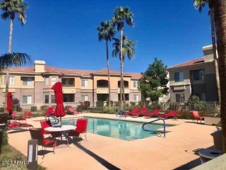 Photo #6: 6520145 Listing