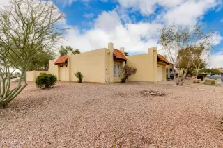 Photo #2: 6520164 Listing 