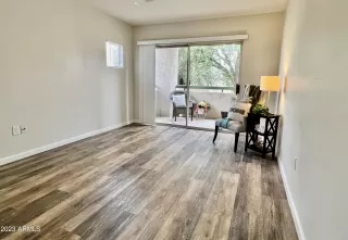 Photo #6: 6520462 Listing 