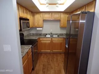 Photo #2: 6520656 Listing 