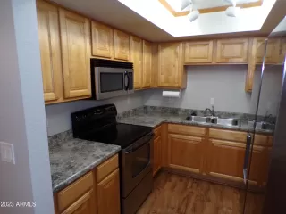 Photo #3: 6520656 Listing 