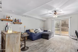 Photo #4: 6520828 Listing