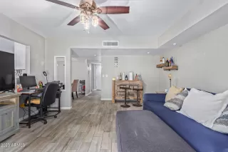 Photo #5: 6520828 Listing