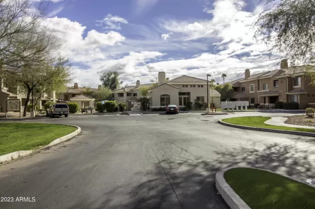 MLS: 6520833 Condo For Sale