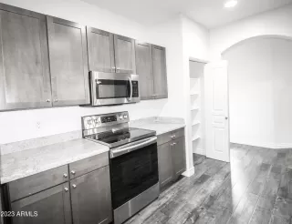 Photo #4: 6520833 Listing 