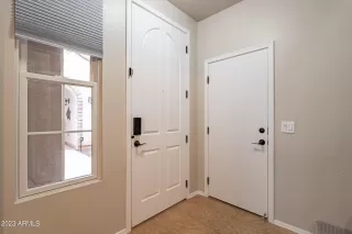 Photo #4: 6520880 Listing