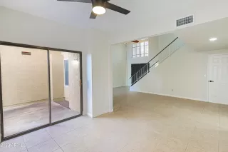 Photo #4: 6520927 Listing