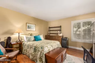 Photo #4: 6521173 Listing