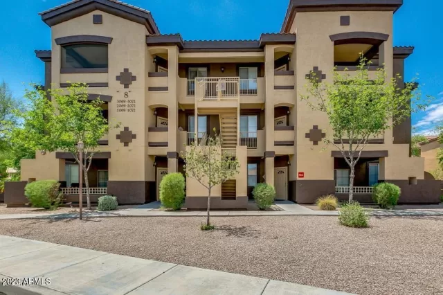 MLS: 6521418 Condo For Sale