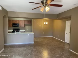 Photo #3: 6521418 Listing