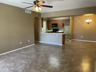 Photo #6: 6521418 Listing