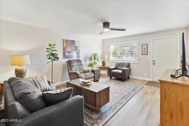 MLS: 6521481 Condo For Sale