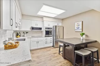 Photo #2: 6521481 Listing