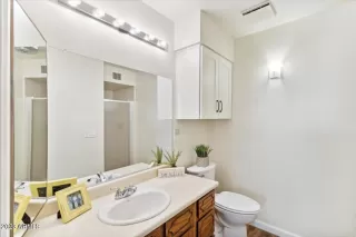 Photo #4: 6521481 Listing