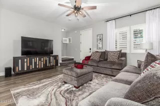Photo #4: 6521515 Listing