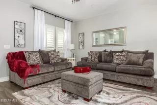 Photo #5: 6521515 Listing