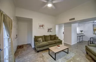 Photo #3: 6521594 Listing 