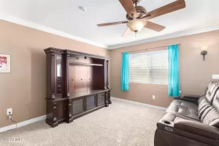 Photo #5: 6521673 Listing